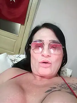 Snapshot of mylove33 chatting on February 28, 2026, 2:29 pm mylove33 online show from February 28, 2026, 2:29 pm