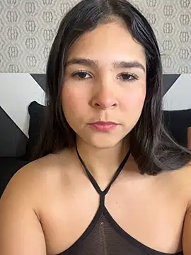 Lulu Mei  online show from April 8, 2026, 11:32 am