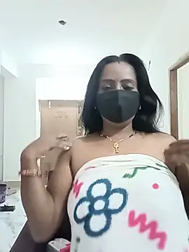misti-boudii online show from July 12, 2026, 1:51 am