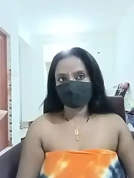misti-boudii online show from July 12, 2026, 2:19 pm
