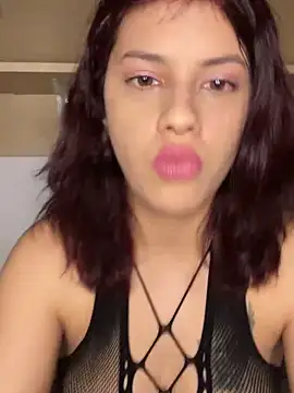 Snapshot of MommySexxy23 chatting on March 25, 2026, 7:20 pm MommySexxy23 online show from March 25, 2026, 7:20 pm