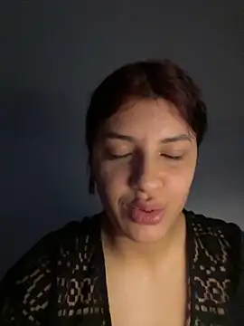 Snapshot of MommySexxy23 chatting on April 3, 2026, 6:50 pm MommySexxy23 online show from April 3, 2026, 6:50 pm