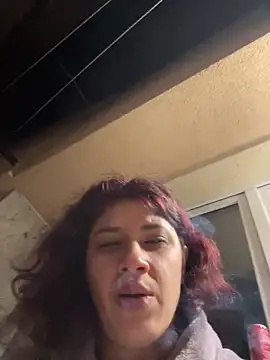 Snapshot of MommySexxy23 chatting on April 4, 2026, 7:44 pm MommySexxy23 online show from April 4, 2026, 7:44 pm