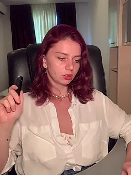 Snapshot of VelvetChloe chatting on July 7, 2026, 3:38 pm VelvetChloe online show from July 7, 2026, 3:38 pm