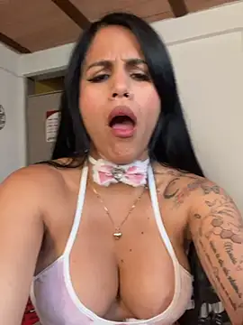 Snapshot of Maracuchitam chatting on May 10, 2026, 2:11 pm Maracuchitam online show from May 10, 2026, 2:11 pm