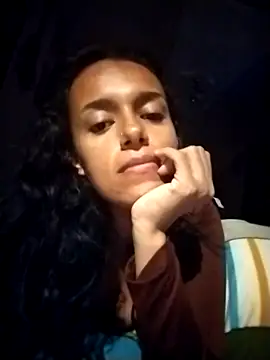 Miacurvi online show from March 25, 2026, 1:55 am