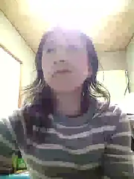 Snapshot of mako7612 chatting on May 24, 2026, 2:44 pm mako7612 online show from May 24, 2026, 2:44 pm