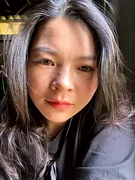 Snapshot of Annhiene chatting on March 3, 2026, 3:56 am Annhiene online show from March 3, 2026, 3:56 am