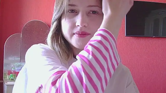 Snapshot of Beloved_Mary chatting on May 15, 2026, 5:58 am Beloved Mary online show from May 15, 2026, 5:58 am