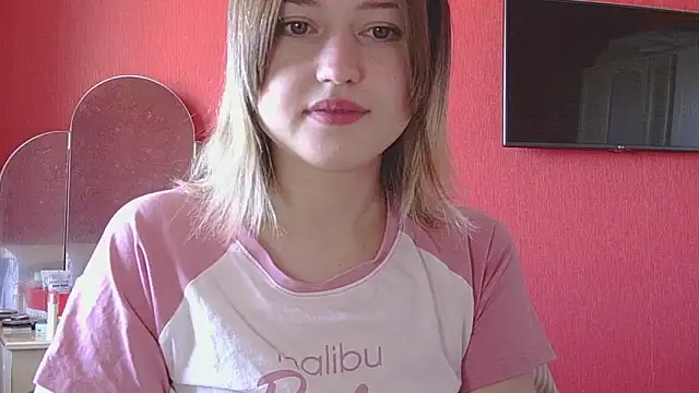 Snapshot of Beloved_Mary chatting on May 22, 2026, 8:21 am Beloved Mary online show from May 22, 2026, 8:21 am