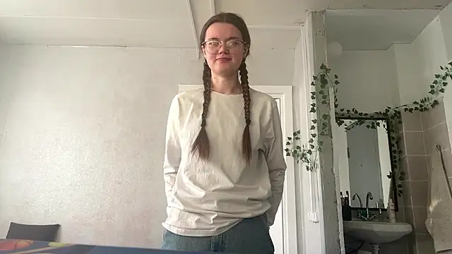 DedraOdneal online show from March 4, 2026, 2:56 pm