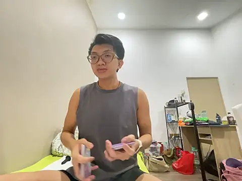 PupperMint Ruff online show from June 7, 2026, 1:43 am