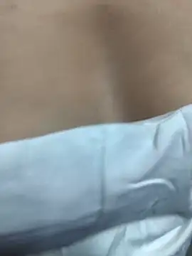 Glow Queen online show from March 7, 2026, 6:38 pm