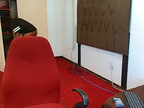 SpicyKittyxxx online show from March 16, 2026, 6:17 am