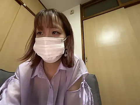 airi-ai0302 online show from April 16, 2026, 9:39 pm