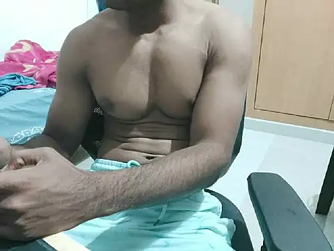 Snapshot of kratosTheHunk chatting on June 12, 2026, 6:40 pm kratosTheHunk online show from June 12, 2026, 6:40 pm
