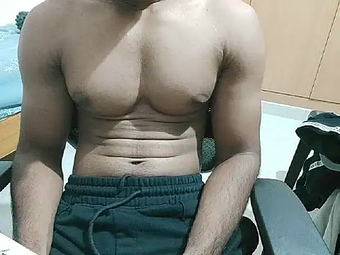 Snapshot of kratosTheHunk chatting on July 9, 2026, 5:39 pm kratosTheHunk online show from July 9, 2026, 5:39 pm