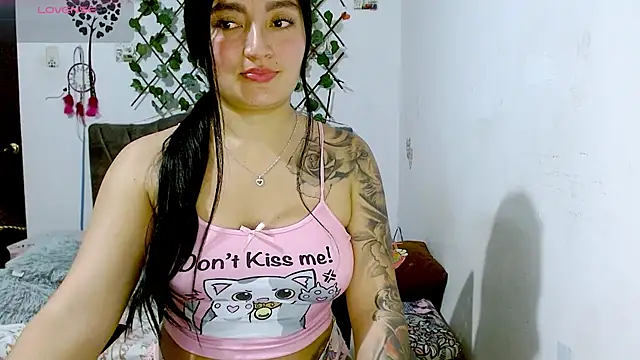 Hanna  Cute22 online show from March 21, 2026, 12:59 am
