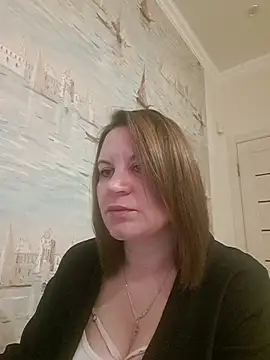 LaraHarper online show from March 29, 2026, 7:36 pm