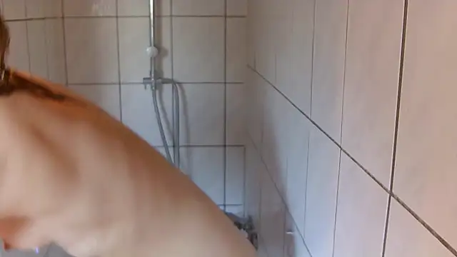 Snapshot of Lu302 chatting on March 3, 2026, 10:32 am Lu302 online show from March 3, 2026, 10:32 am