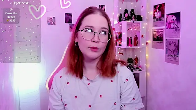 Snapshot of Anny_Twelvetrees chatting on March 4, 2026, 8:31 am Anny Twelvetrees online show from March 4, 2026, 8:31 am