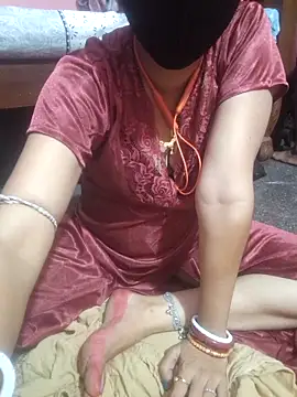 Couple hot999 online show from May 11, 2026, 6:49 pm