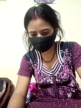 Snapshot of Poojalodhi_567 chatting on April 2, 2026, 4:04 pm Poojalodhi 567 online show from April 2, 2026, 4:04 pm