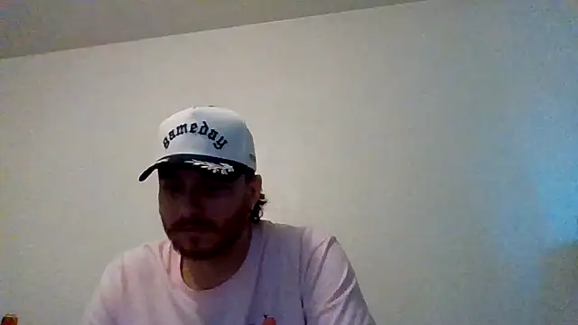 Snapshot of TallHungandCloudy69 chatting on April 7, 2026, 1:50 am TallHungandCloudy69 online show from April 7, 2026, 1:50 am