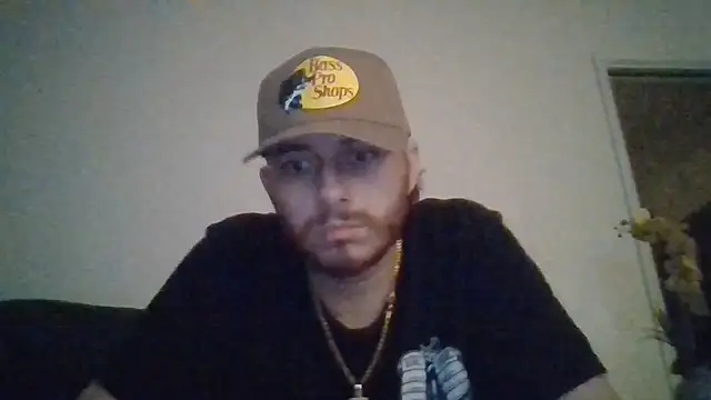 Snapshot of TallHungandCloudy69 chatting on April 15, 2026, 4:41 am TallHungandCloudy69 online show from April 15, 2026, 4:41 am