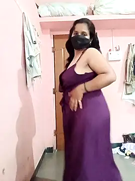 Miss-Dolly07 online show from May 12, 2026, 12:24 pm