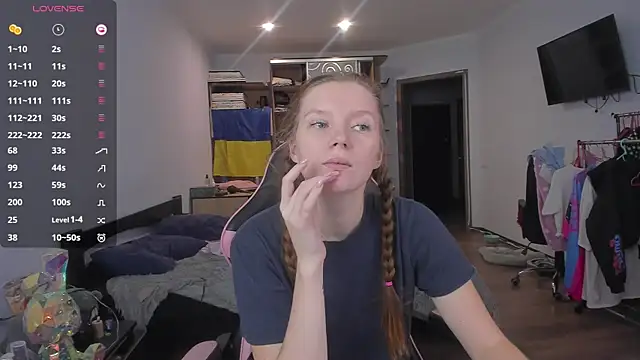 Mary Blu online show from November 29, 2025, 10:51 am