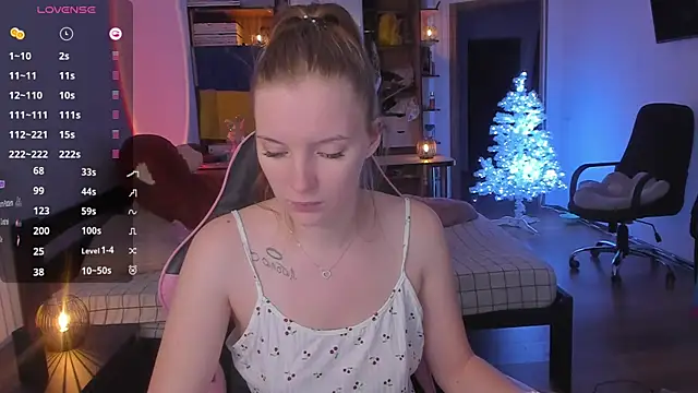 Mary Blu online show from December 21, 2025, 11:28 am