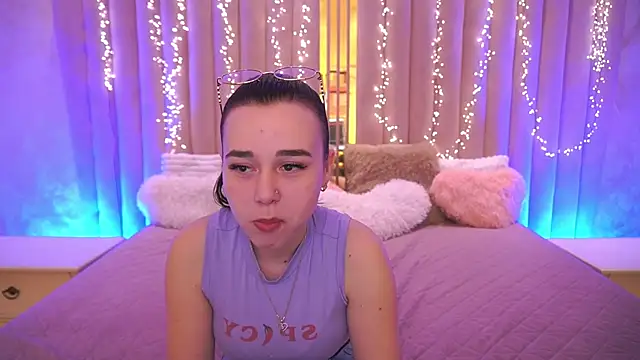 TorrySrar online show from March 22, 2026, 9:29 pm