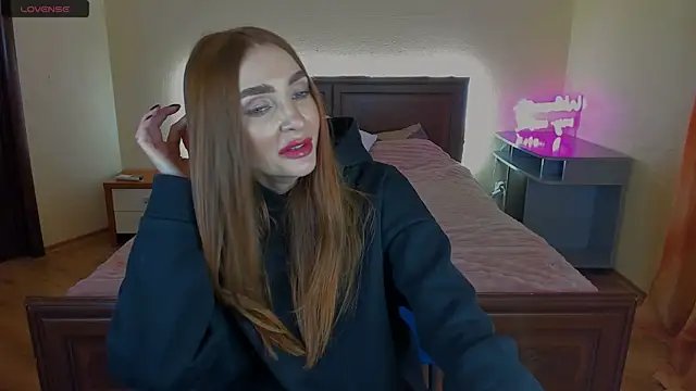 Snapshot of foxy_lisa1 chatting on March 3, 2026, 3:18 pm foxy lisa1 online show from March 3, 2026, 3:18 pm