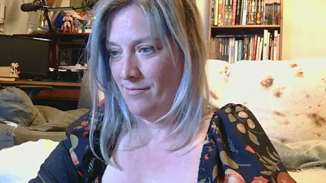 MistyMountains96 online show from March 21, 2026, 4:39 am