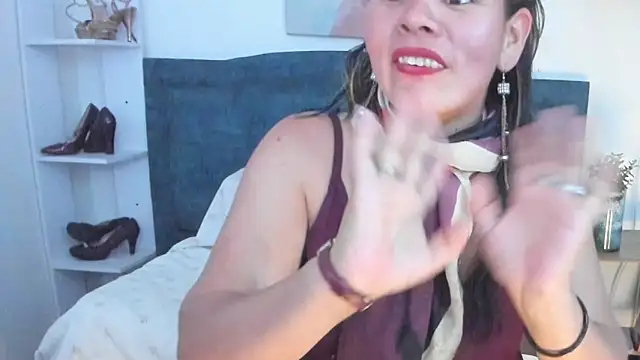 KiaraXMilf online show from March 7, 2026, 7:44 pm