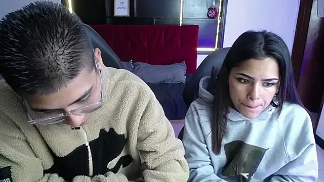  chloe 1 online show from April 10, 2026, 3:34 am