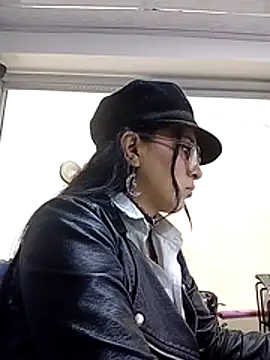 jaade doll online show from March 4, 2026, 1:17 pm