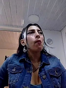 jaade doll online show from March 13, 2026, 1:29 pm