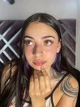 Morgana Pink online show from April 9, 2026, 6:19 am