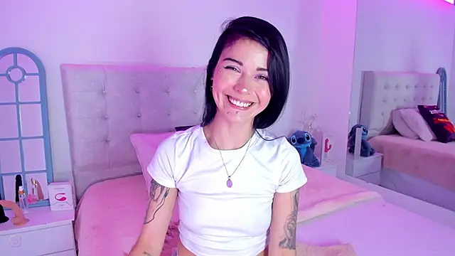 Vanessa cruz 18 online show from April 11, 2026, 10:58 pm