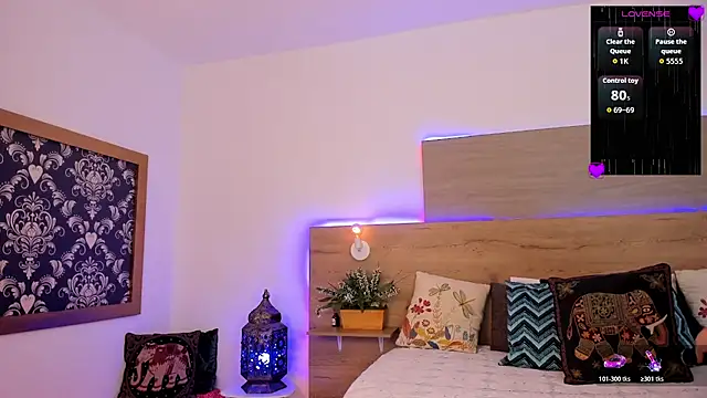  Azahaaraa  online show from March 19, 2026, 3:43 am