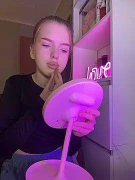 KayShaw online show from March 7, 2026, 2:52 am