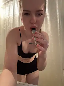 KayShaw online show from April 20, 2026, 3:37 pm