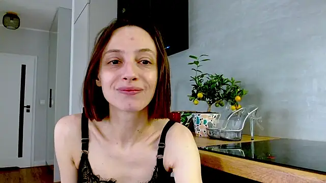 misssweet online show from May 18, 2026, 9:04 am