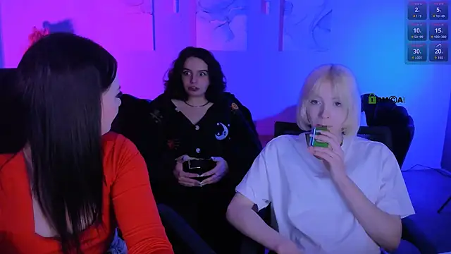 miss courtney  online show from April 23, 2026, 11:53 am