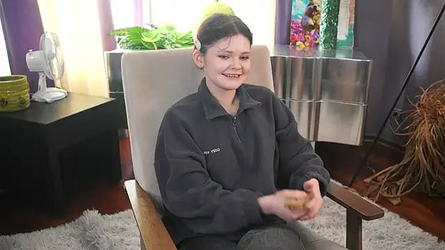 GlynisCasarz online show from March 7, 2026, 5:26 am