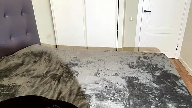 willowdrip online show from March 3, 2026, 12:44 pm