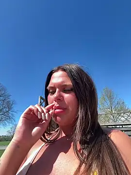 mileaSbaby online show from May 7, 2026, 10:20 am