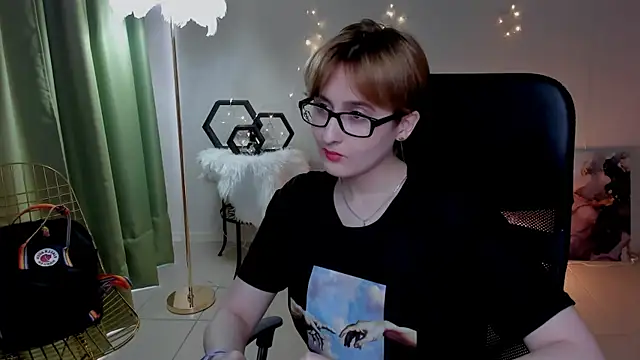 LixeLuna online show from March 14, 2026, 6:30 am